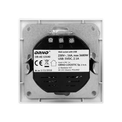 Zásuvka 230V s dvomi portmi USB A