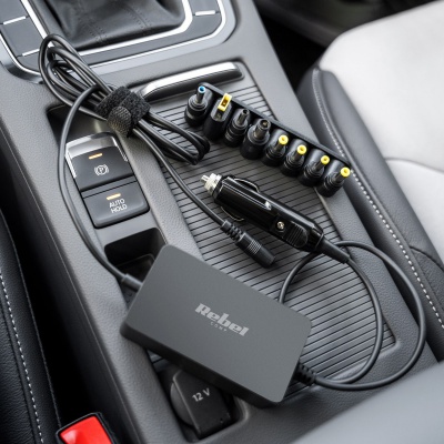 Napájací zdroj k notebooku univerzálny USB 65W, 15-24V Rebel Napájací zdroj k notebooku univerzálny USB 65W, 15-24V Rebel