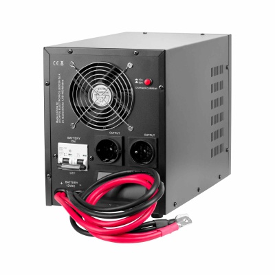 Záložný zdroj  PROsinus-2200 12V 230V 2200VA/1600W KEMOT čierny