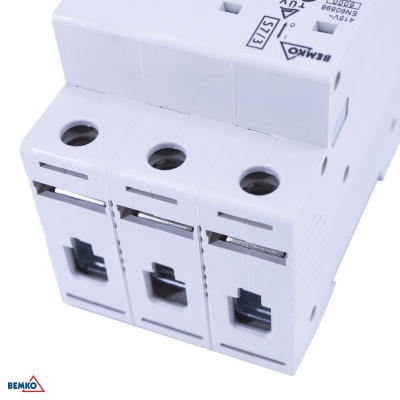 Istič 3P B10A S7-3P Istič 3P B10A S7-3P