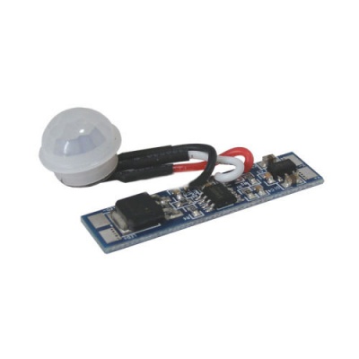 Stmievač PIR pre LED pásy do AL lišty 10mm Stmievač PIR pre LED pásy do AL lišty 10mm