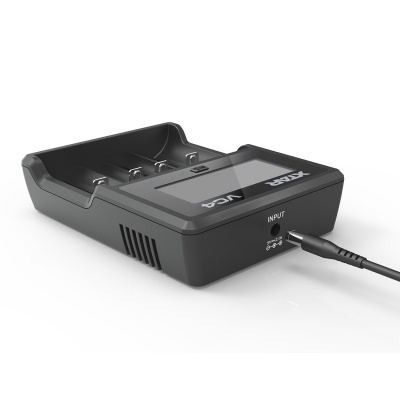 Nabíjačka akumulátorov 4 x Li-ion/Ni-MH LCD XTAR VC4