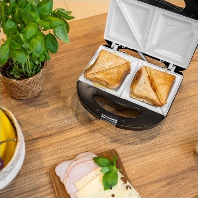 Sendvičovač s keramickými platňami TEESA Sendvičovač s keramickými platňami TEESA