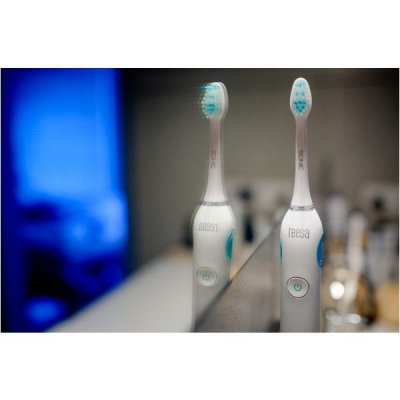 Zubná kefka sonická TEESA SONIC PRO